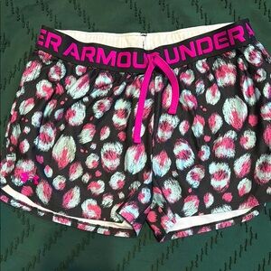 Under Armour Women's Black and Pink Patterned Shorts